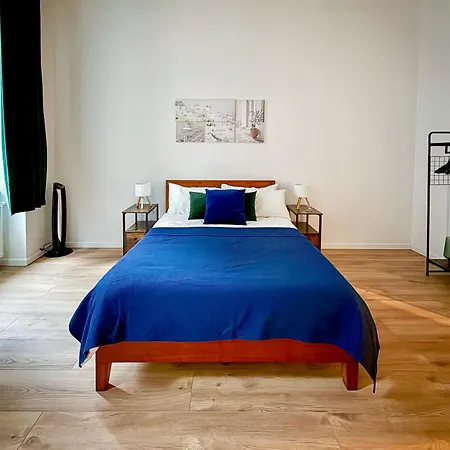 Brand New Renovated, City Centre, Quiet Street, Amazing Location Vienna Exterior photo
